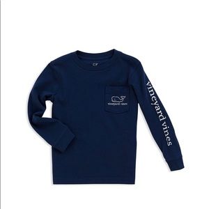 vineyard vines navy crew neck